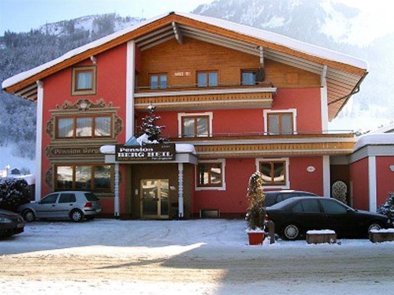 Pension Bergheil Kaprun Exterior photo