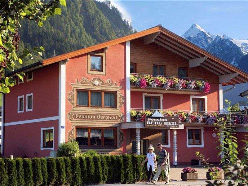 Pension Bergheil Kaprun Exterior photo